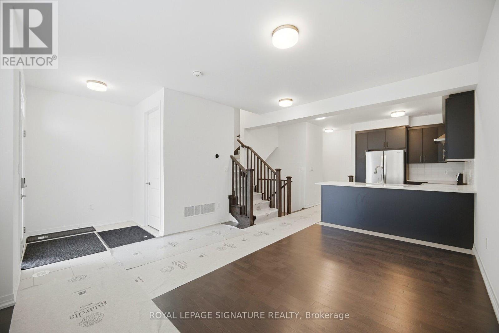 7 Moosehead Drive, Brampton, Ontario  L7A 5L9 - Photo 9 - W13089708
