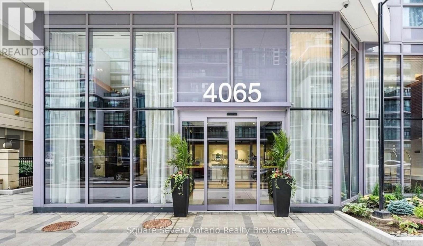 1904 - 4065 Confederation Parkway, Mississauga, Ontario  L5B 0L4 - Photo 2 - W13089812