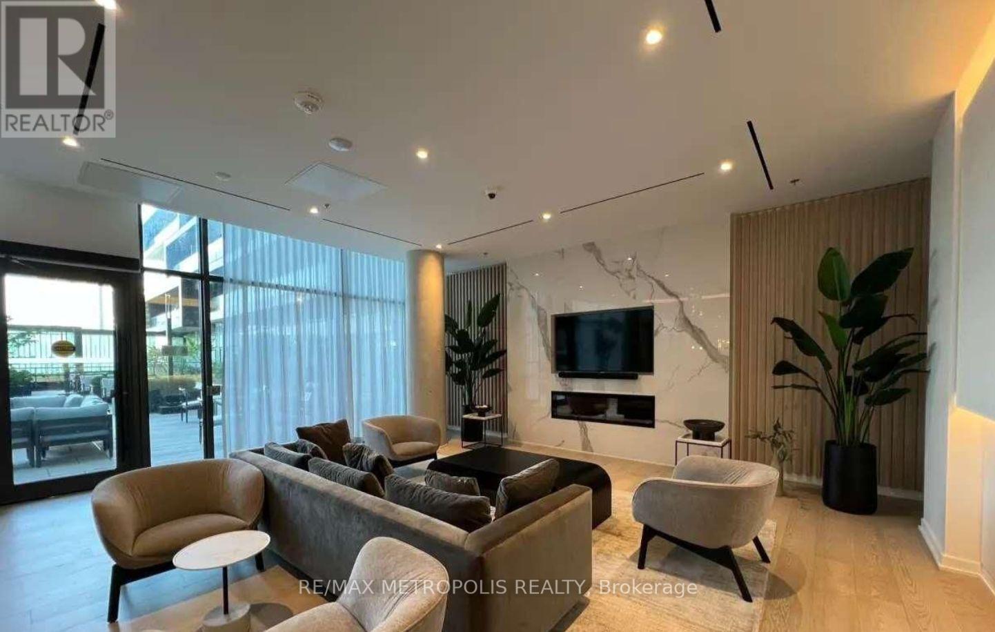 2704 - 1185 Dupont Street, Toronto, Ontario  M6H 0G5 - Photo 18 - W13089822