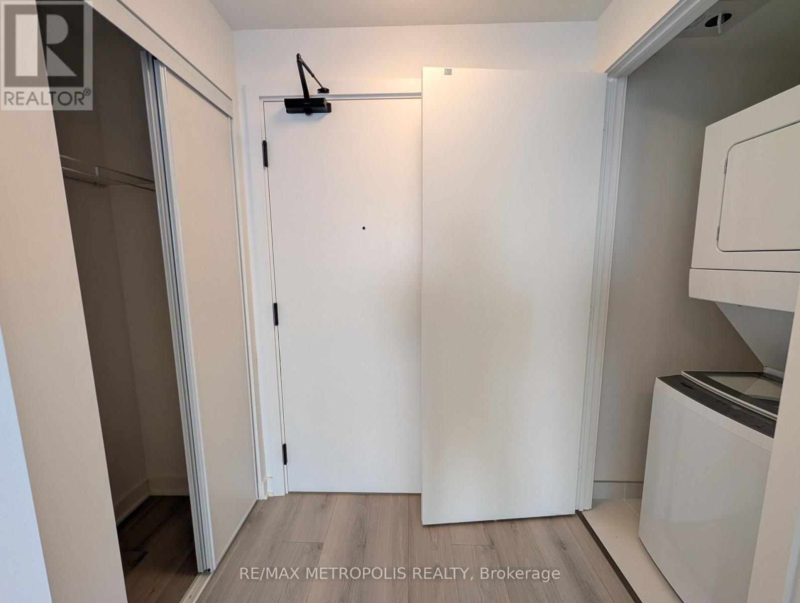 2704 - 1185 Dupont Street, Toronto, Ontario  M6H 0G5 - Photo 6 - W13089822