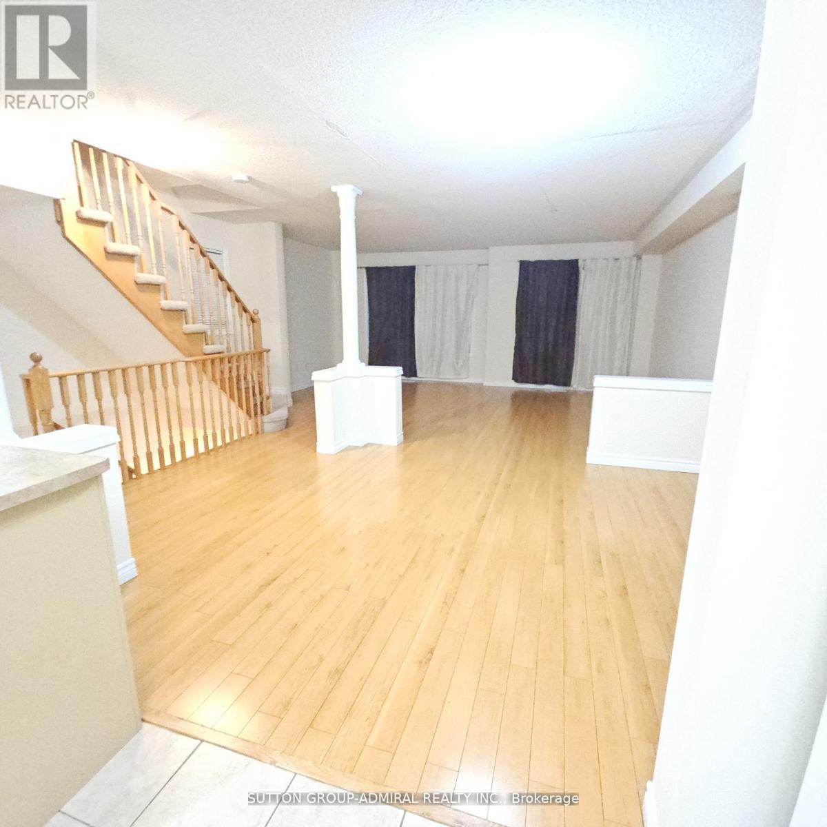 27 Frost King Lane, Toronto, Ontario  M9W 0A5 - Photo 3 - W13089824