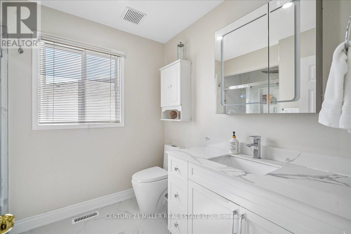 421 Levanna Lane, Oakville, Ontario  L6H 6B8 - Photo 11 - W13089916