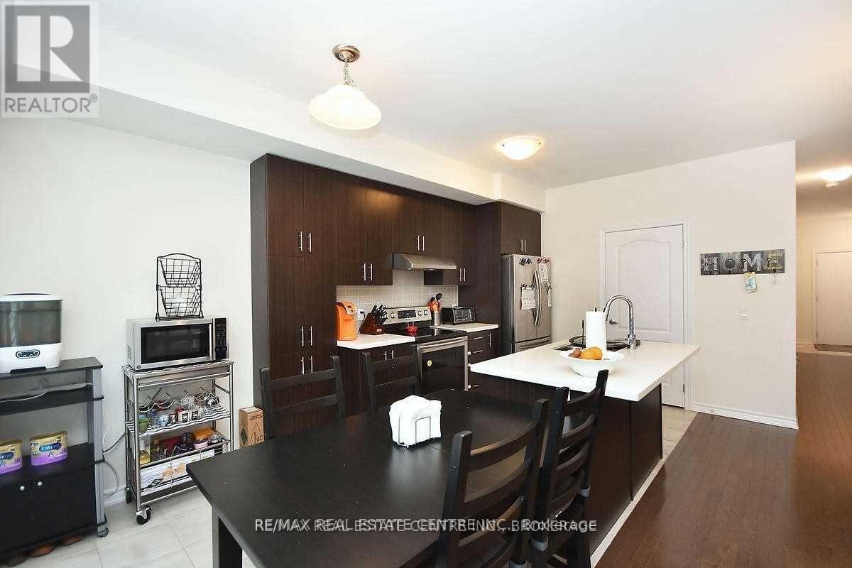 390 Wheat Boom Drive, Oakville, Ontario  L6H 0R4 - Photo 11 - W13089952