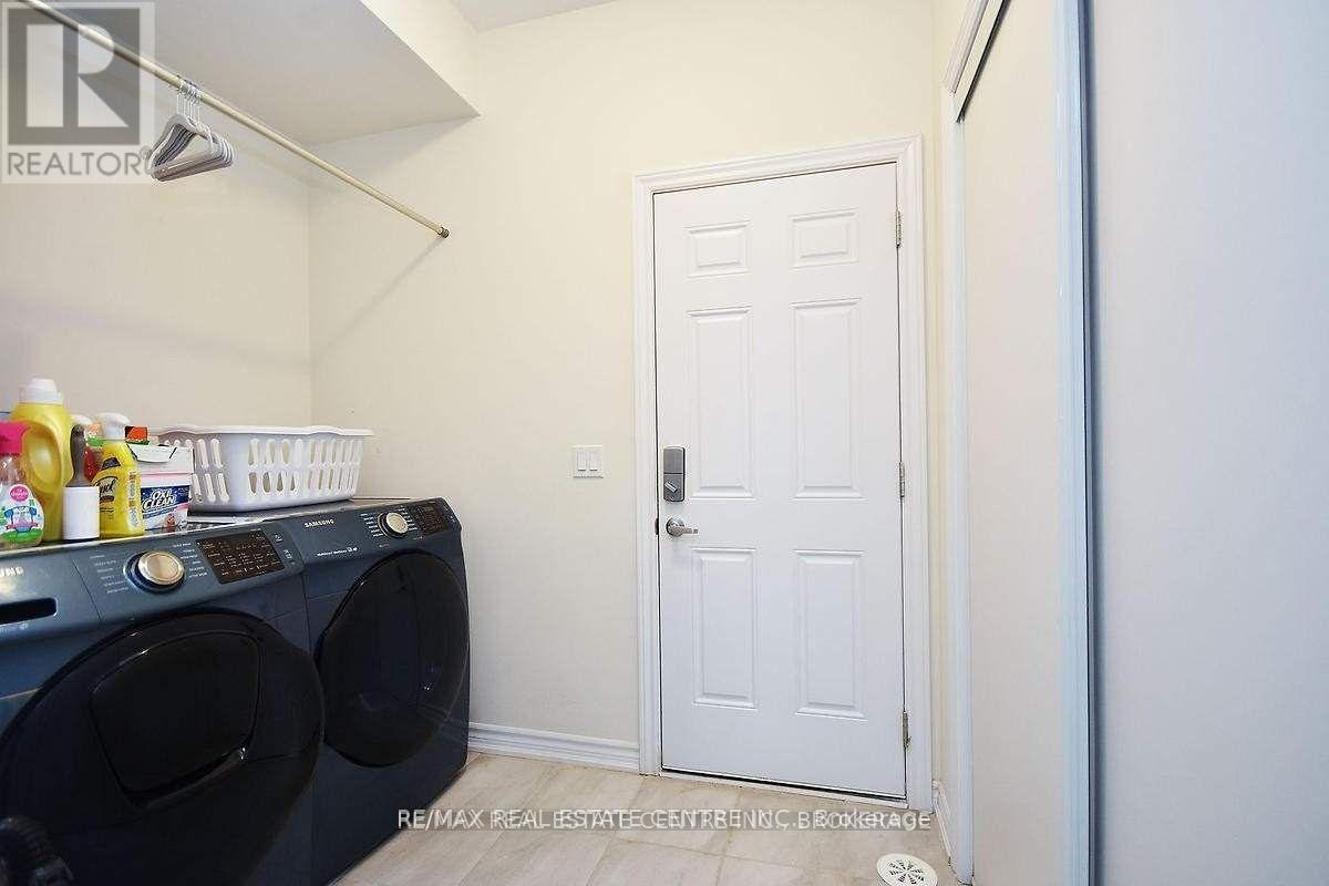 390 Wheat Boom Drive, Oakville, Ontario  L6H 0R4 - Photo 17 - W13089952