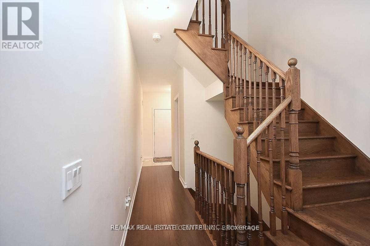 390 Wheat Boom Drive, Oakville, Ontario  L6H 0R4 - Photo 18 - W13089952
