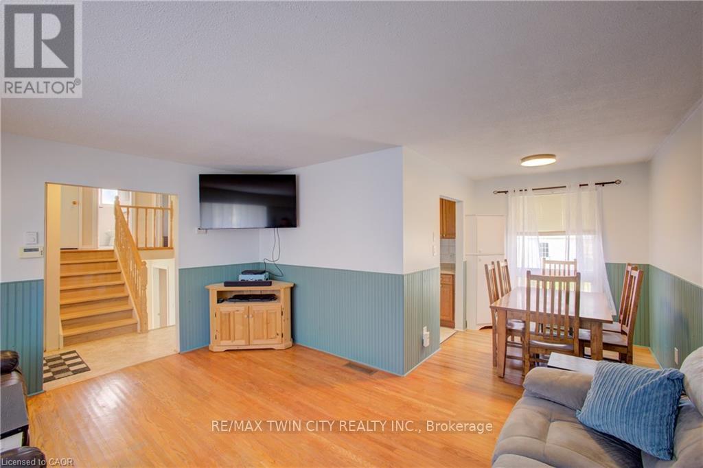 354 Falconer Street, Saugeen Shores, Ontario  N0H 2C2 - Photo 6 - X13089472