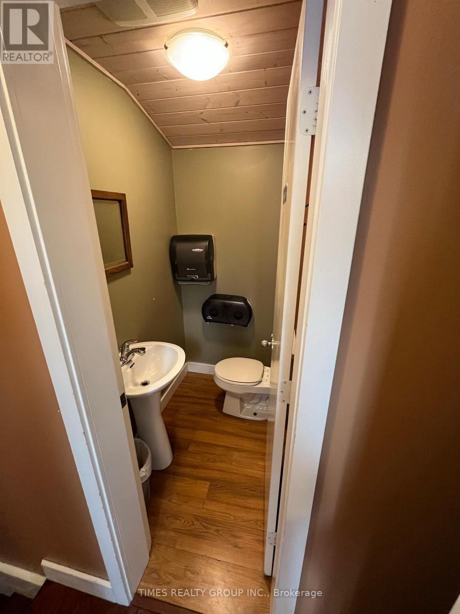 1 - 120 Hereford Avenue, Salt Spring Isl., British Columbia  V8K 2T4 - Photo 12 - X13089610