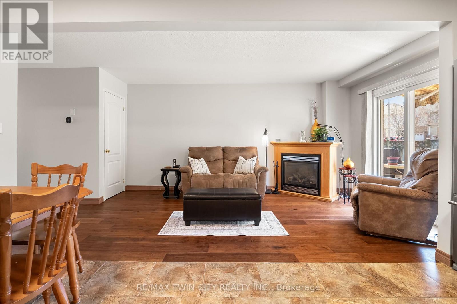 92 Snowdrop Crescent, Kitchener, Ontario  N2E 4G6 - Photo 18 - X13089658