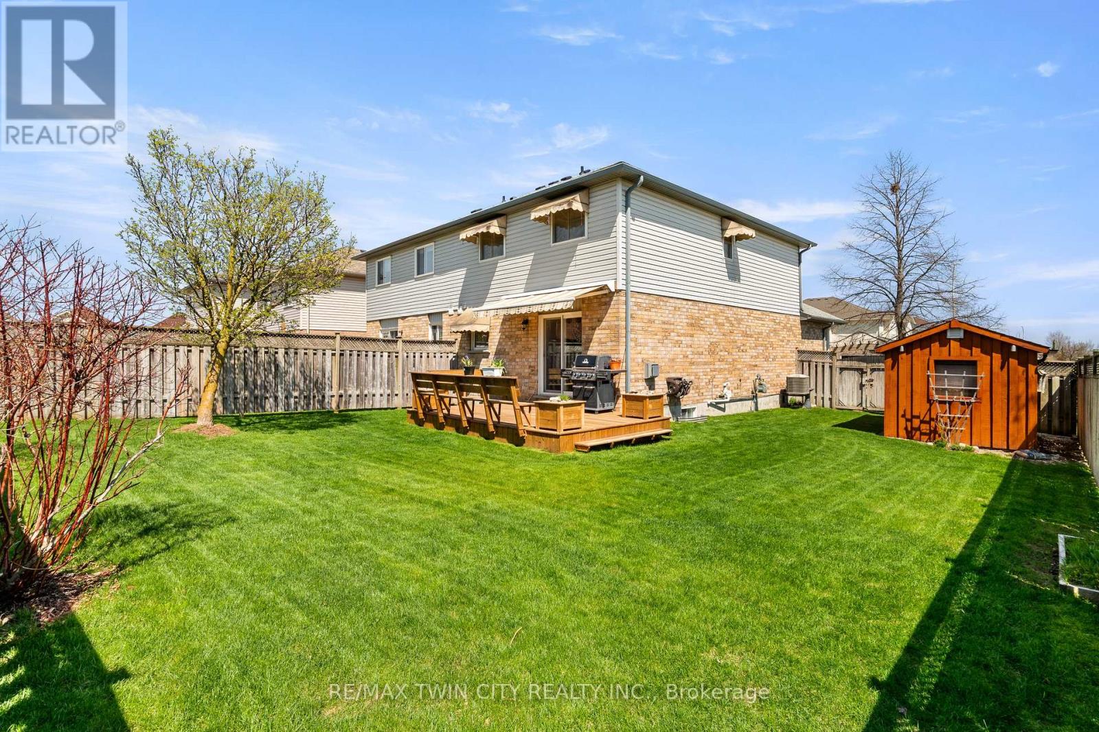 92 Snowdrop Crescent, Kitchener, Ontario  N2E 4G6 - Photo 33 - X13089658
