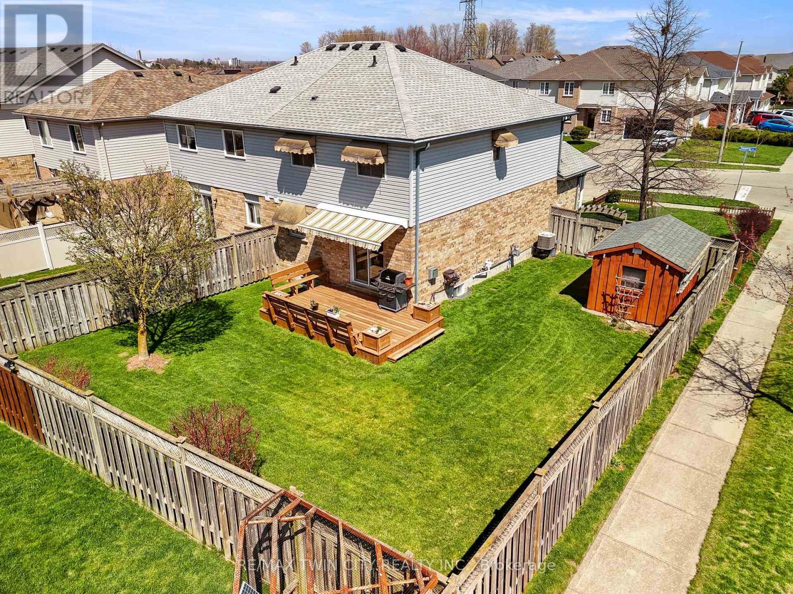 92 Snowdrop Crescent, Kitchener, Ontario  N2E 4G6 - Photo 39 - X13089658