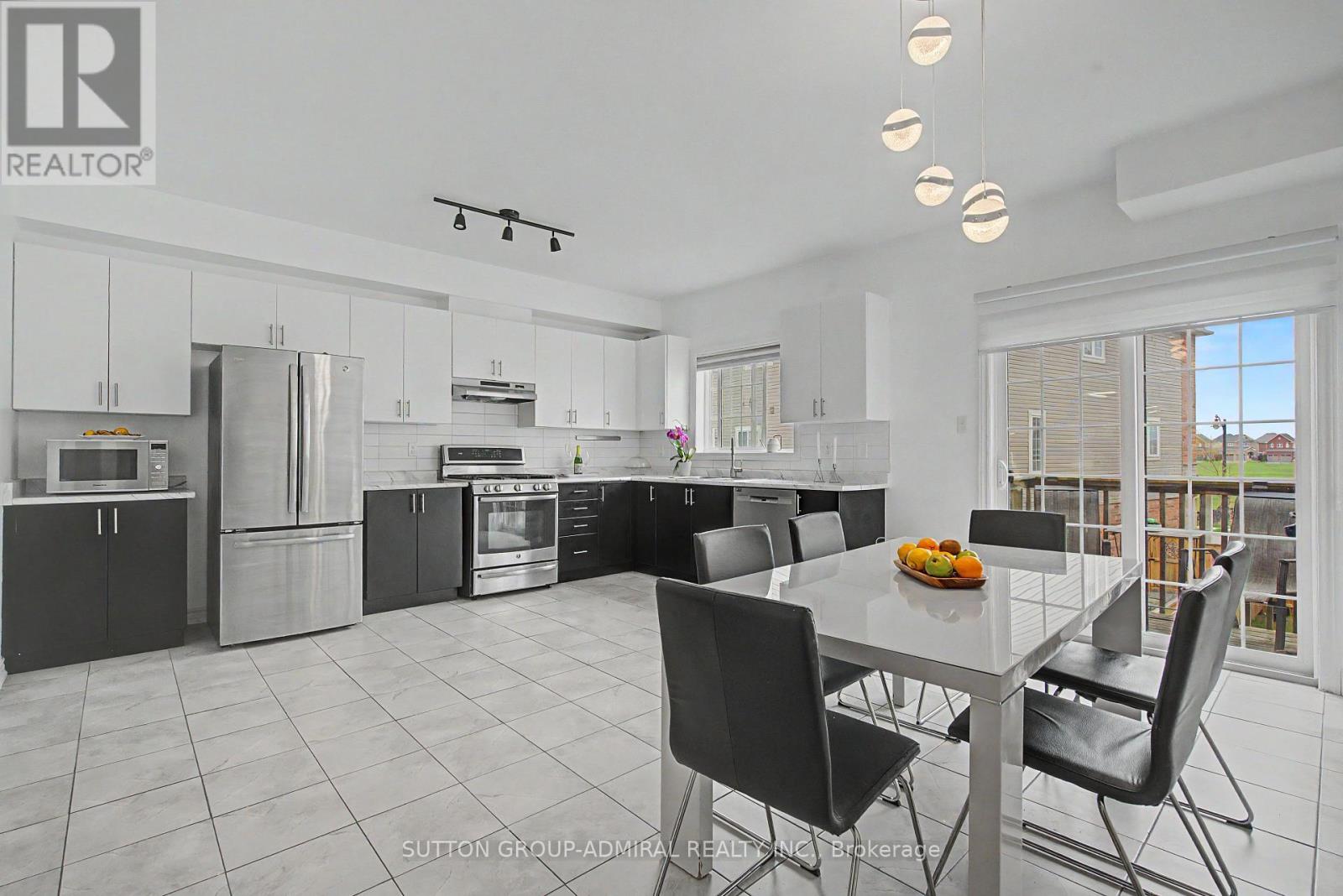 17 Savage Drive, Hamilton, Ontario  L8B 0A1 - Photo 10 - X13089744