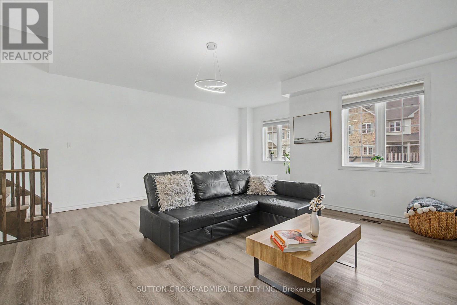 17 Savage Drive, Hamilton, Ontario  L8B 0A1 - Photo 15 - X13089744