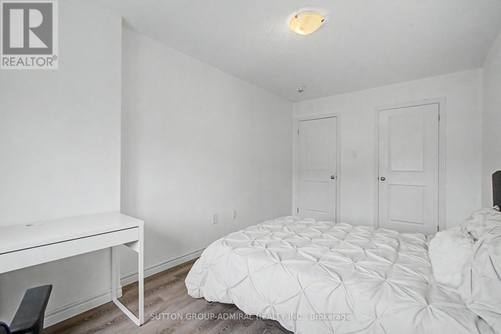 17 Savage Drive, Hamilton, Ontario  L8B 0A1 - Photo 22 - X13089744