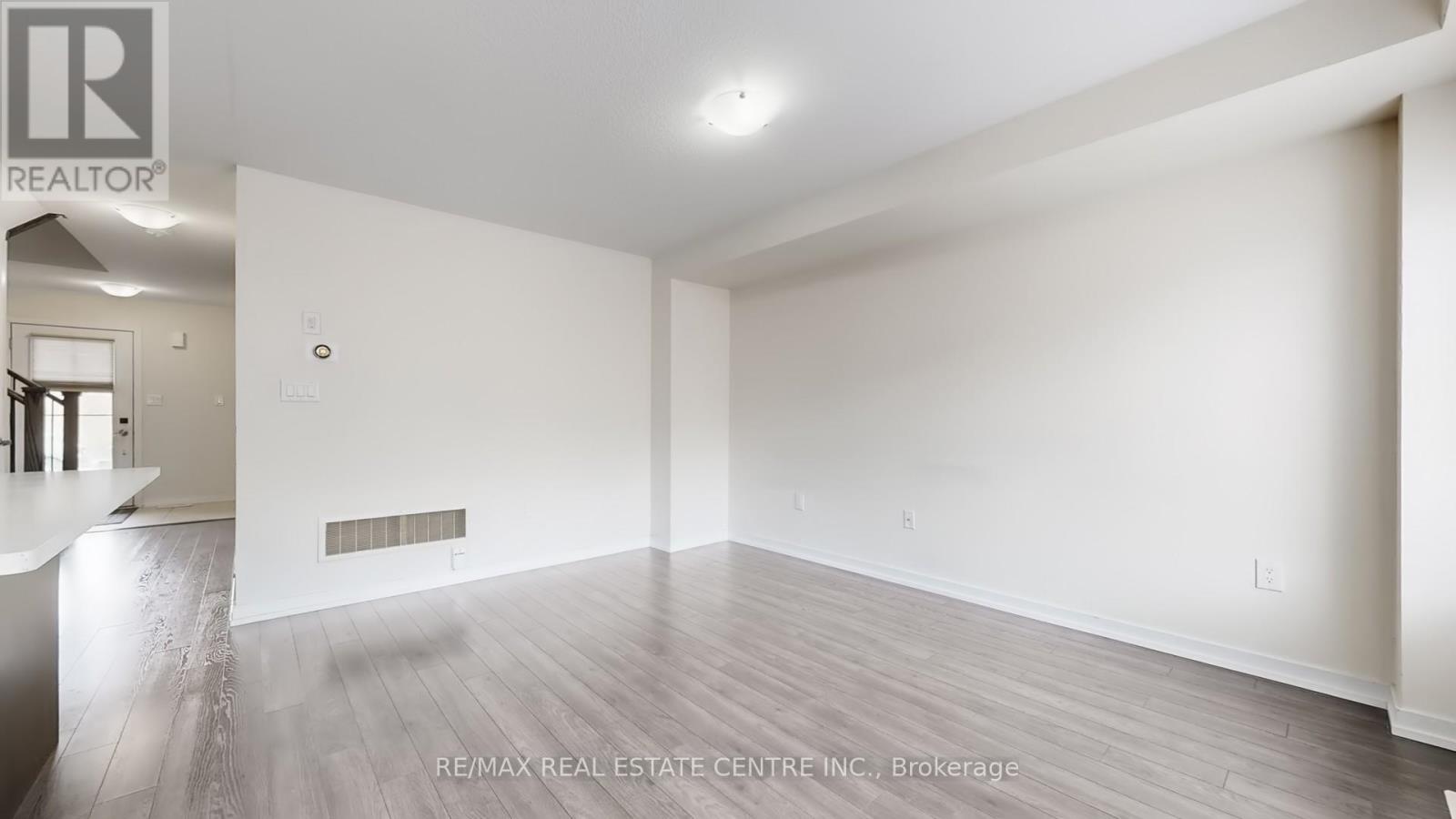 80 Scarletwood Street, Hamilton, Ontario  L8J 1X5 - Photo 7 - X13089852