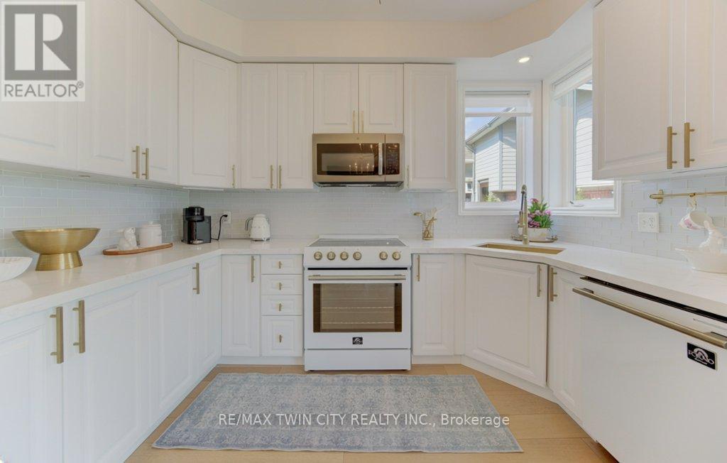 67 Theodore Schuler Boulevard, Wilmot, Ontario  N3A 0B9 - Photo 9 - X13089938