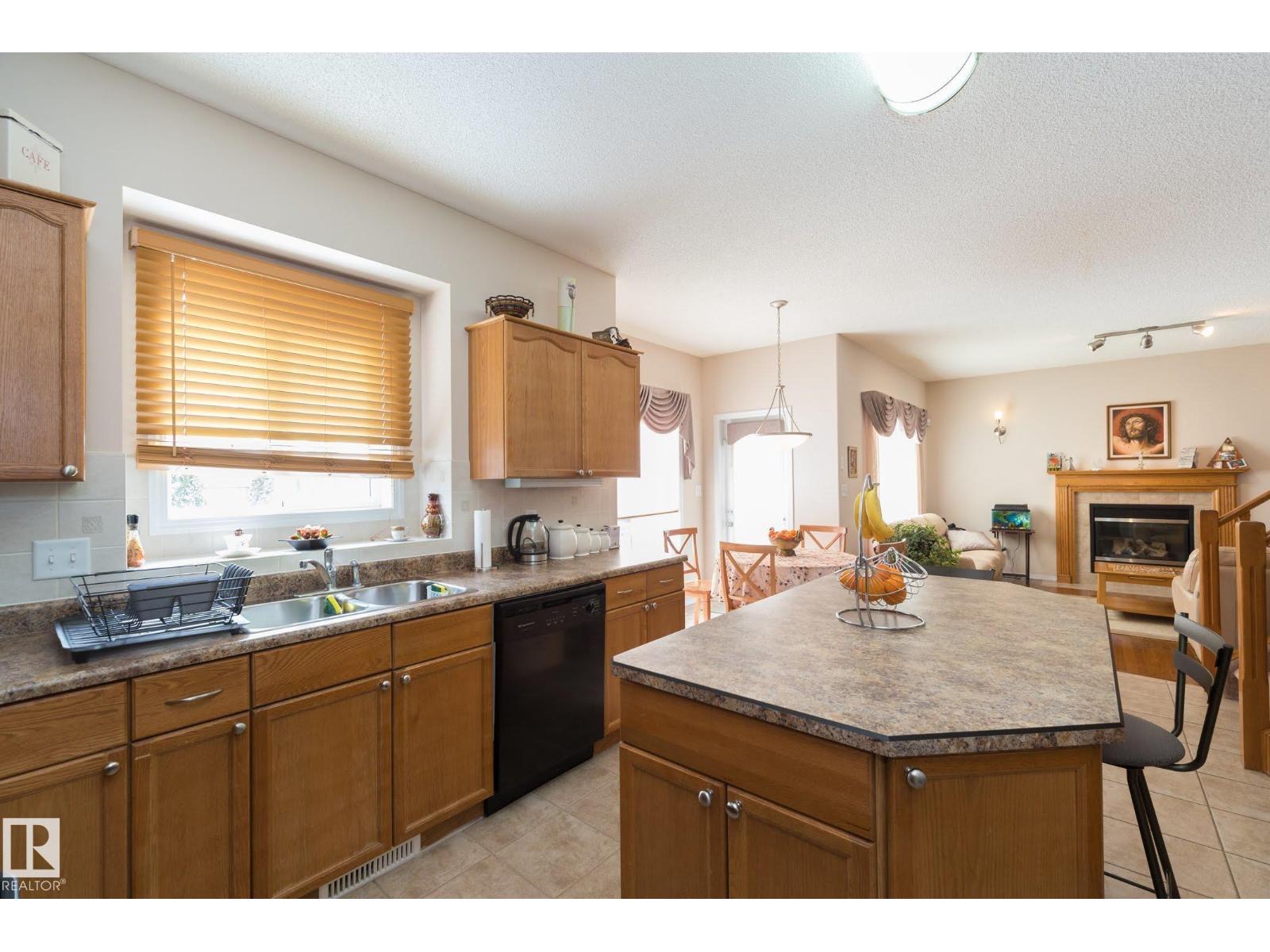 243 Hilliard Green Gr Nw, Edmonton, Alberta  T6R 3G5 - Photo 41 - E4485953