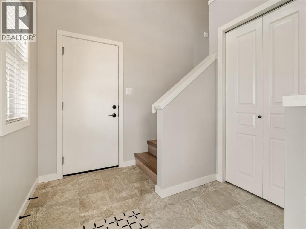 502 Devonia Road W, Lethbridge, Alberta  T1J 5J7 - Photo 3 - A2308038