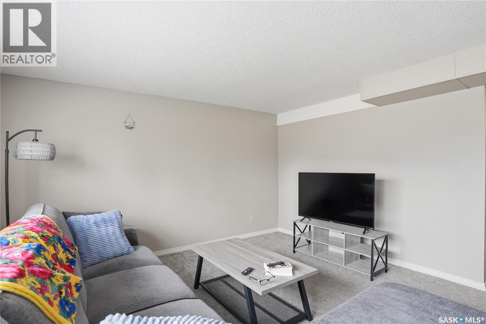 206 & 208 Coppermine Crescent, Saskatoon, Saskatchewan  S7K 4L7 - Photo 31 - SK035030