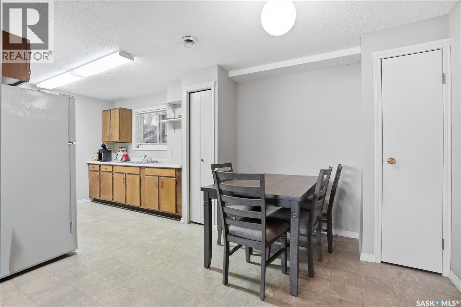 206 & 208 Coppermine Crescent, Saskatoon, Saskatchewan  S7K 4L7 - Photo 32 - SK035030