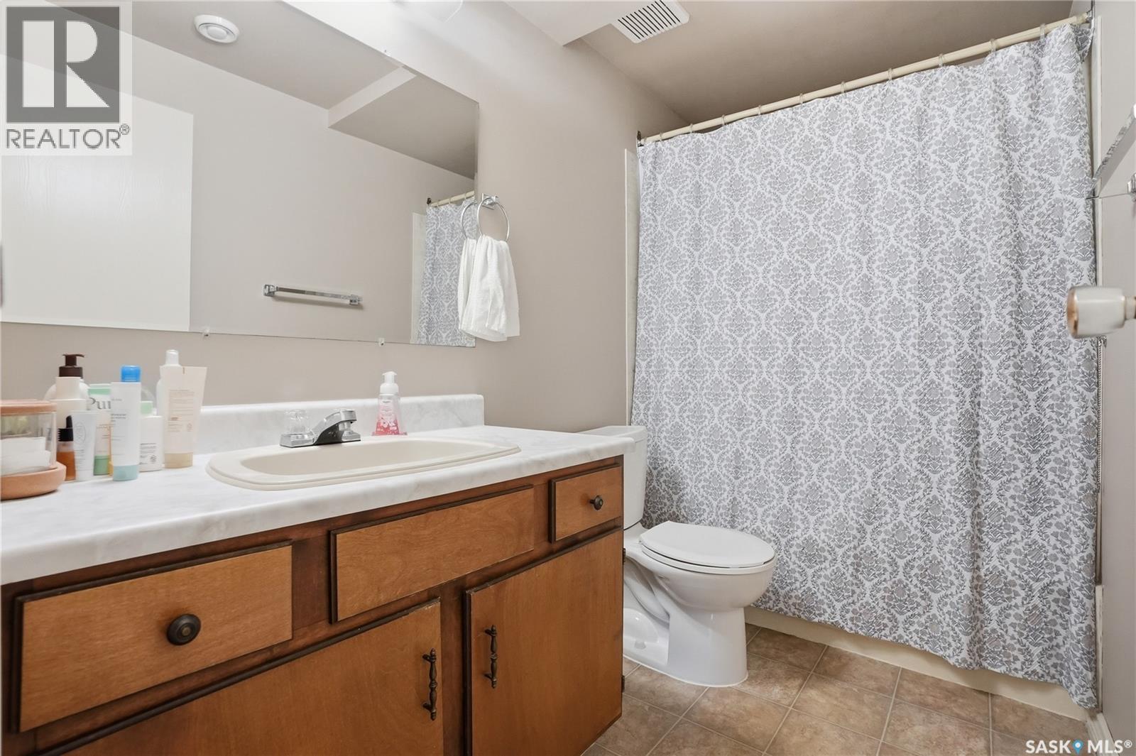 206 & 208 Coppermine Crescent, Saskatoon, Saskatchewan  S7K 4L7 - Photo 39 - SK035030