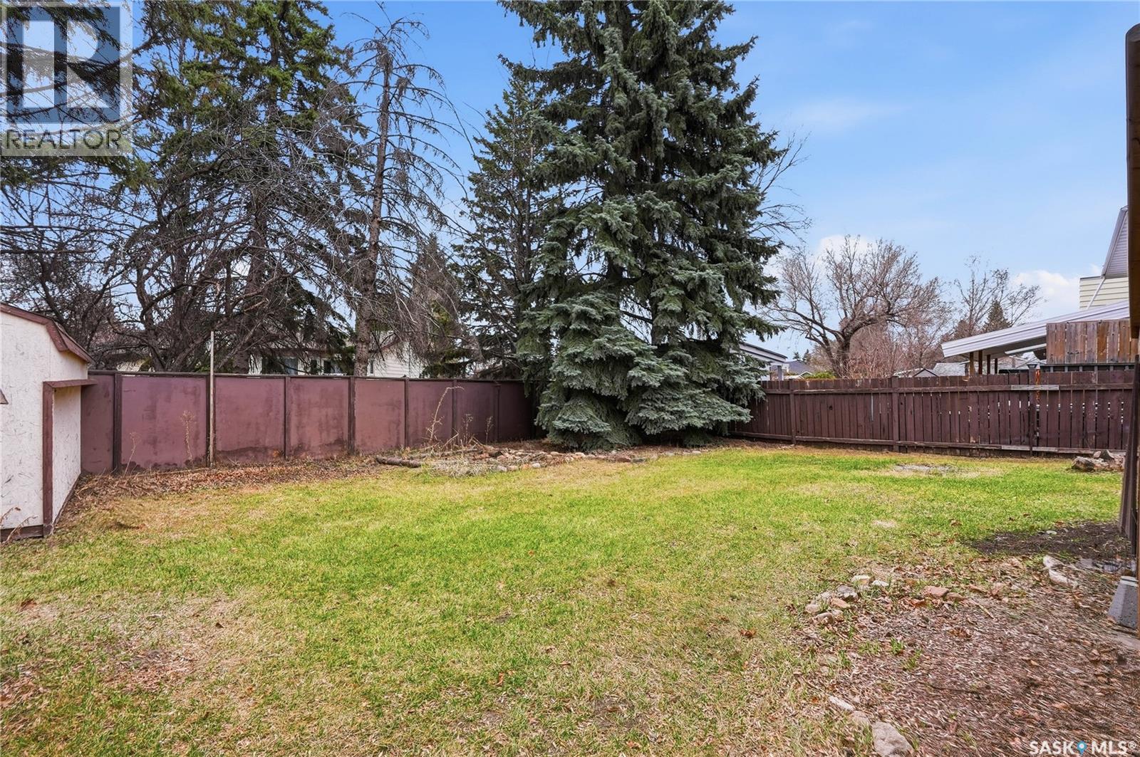 206 & 208 Coppermine Crescent, Saskatoon, Saskatchewan  S7K 4L7 - Photo 40 - SK035030