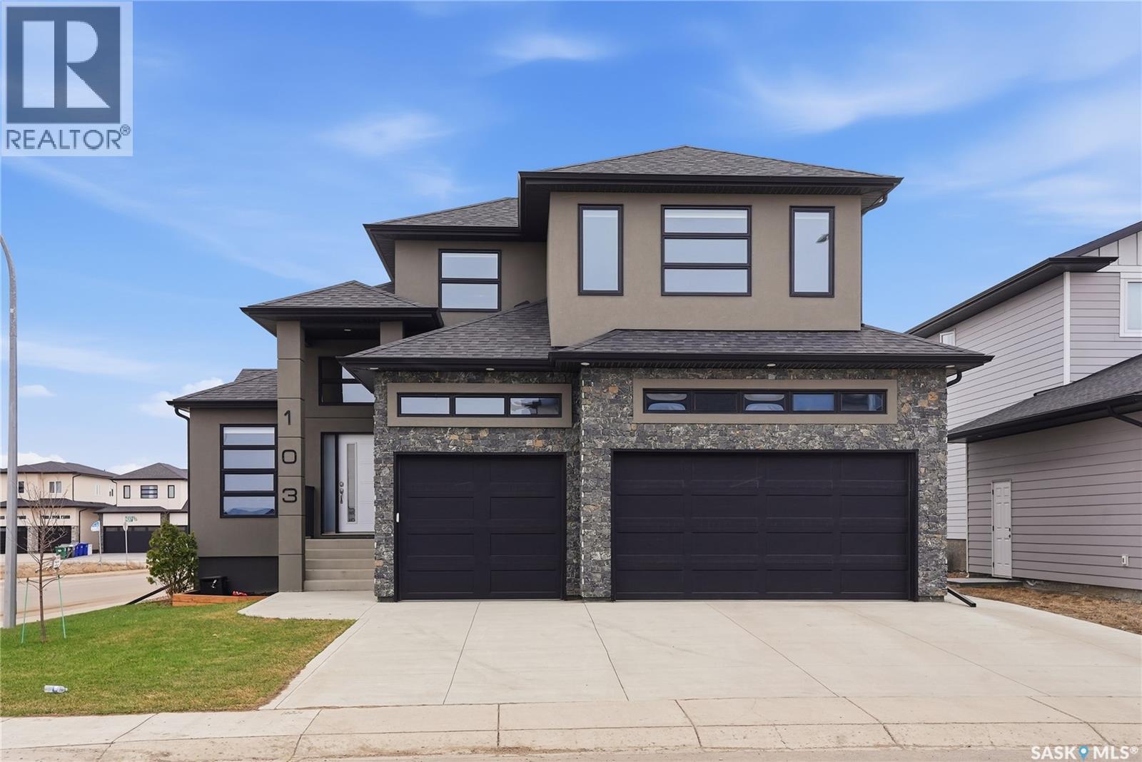 103 Flynn Manor, Saskatoon, Saskatchewan  S7V 0Z4 - Photo 2 - SK035004