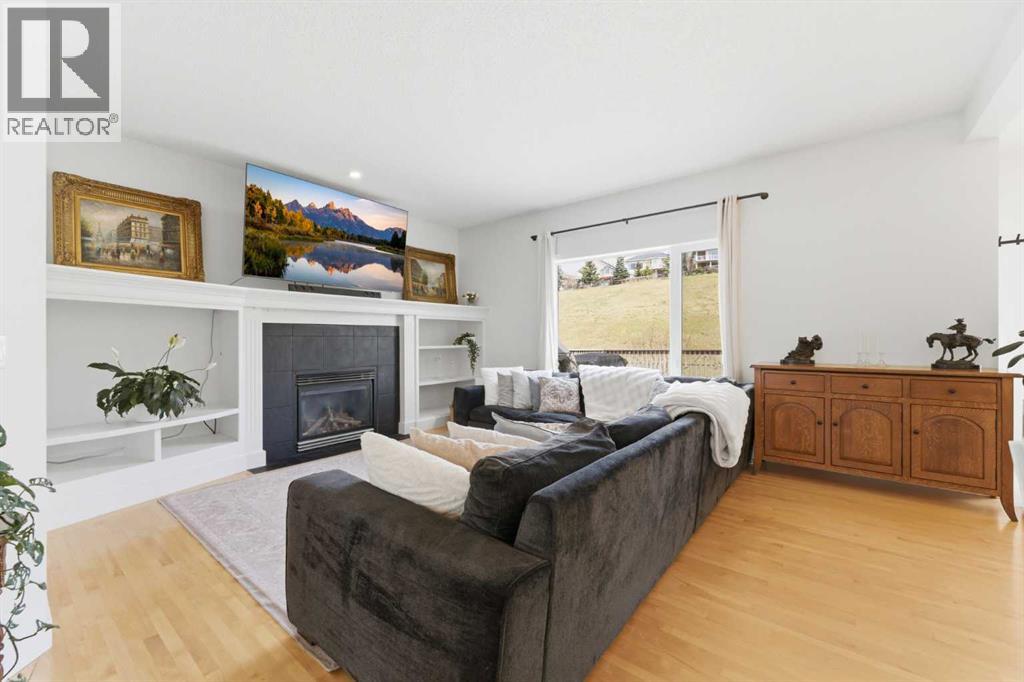 207 Gleneagles View, Cochrane, Alberta  T4C 2G5 - Photo 17 - A2307937