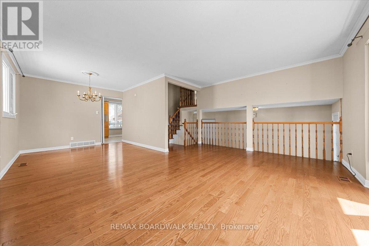 1195 St Jerome Crescent, Ottawa, Ontario  K1C 2A7 - Photo 16 - X13090030
