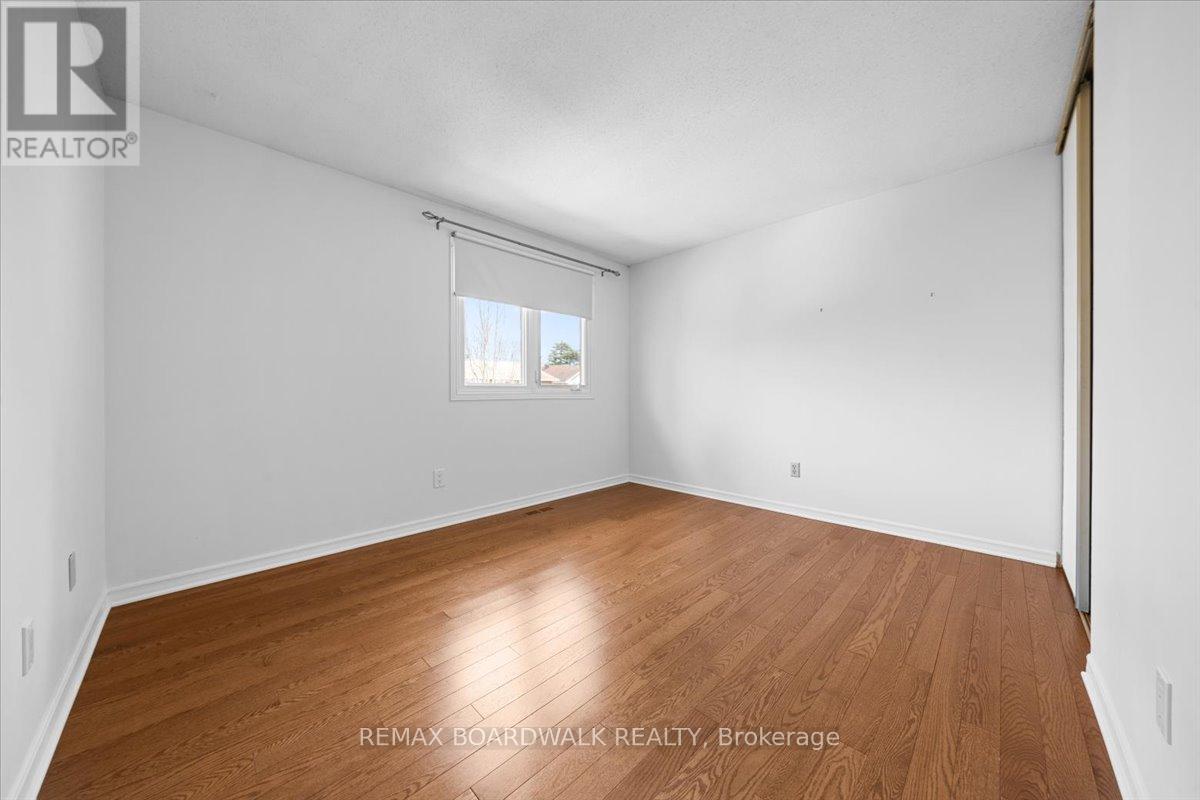 1195 St Jerome Crescent, Ottawa, Ontario  K1C 2A7 - Photo 25 - X13090030