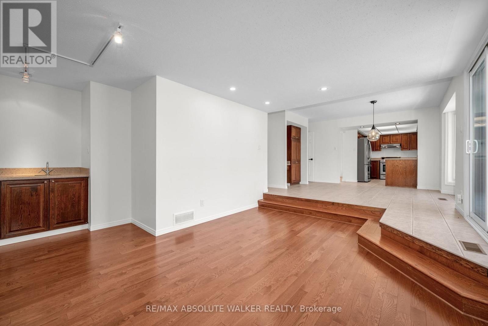 1410 Clay Court, Ottawa, Ontario  K1C 4T2 - Photo 19 - X13090064