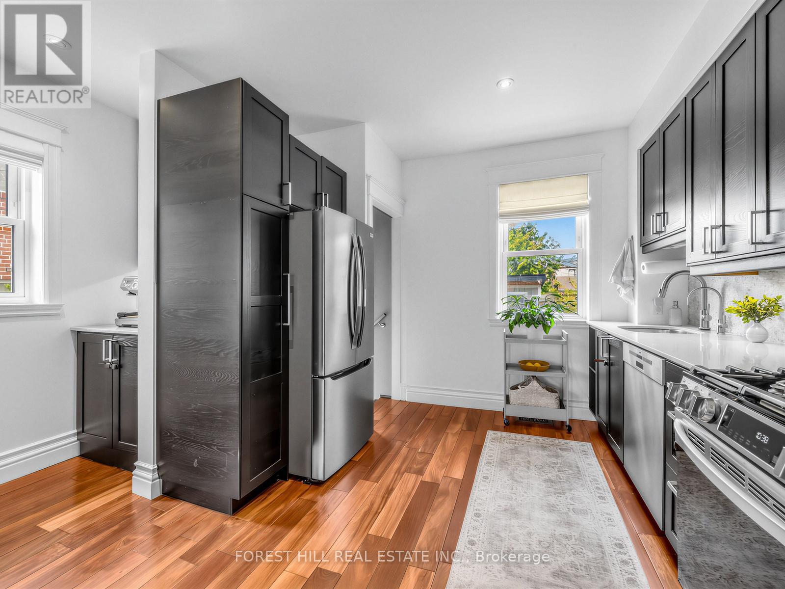 94 Somerset Avenue, Toronto, Ontario  M6H 2R4 - Photo 11 - C13084146