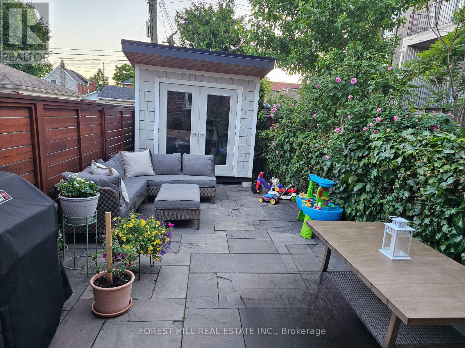 94 Somerset Avenue, Toronto, Ontario  M6H 2R4 - Photo 23 - C13084146