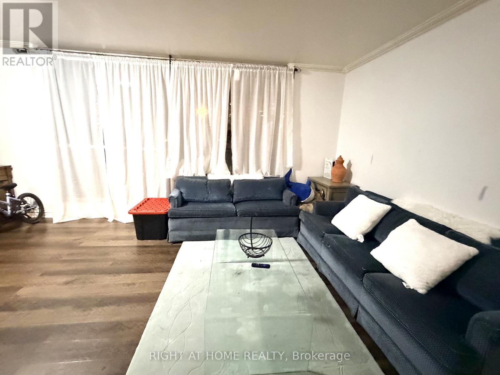 106 - 5 Massey Square, Toronto, Ontario  M4C 5L6 - Photo 13 - E13075264