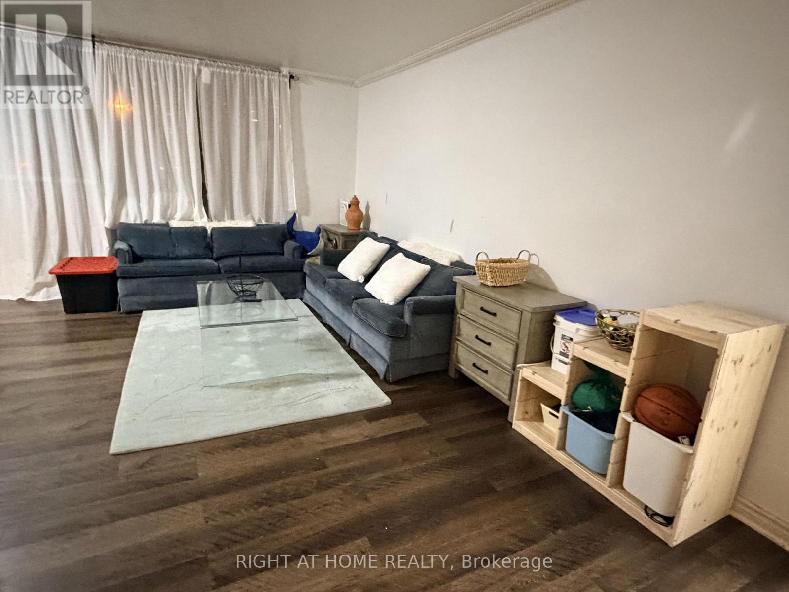 106 - 5 Massey Square, Toronto, Ontario  M4C 5L6 - Photo 14 - E13075264