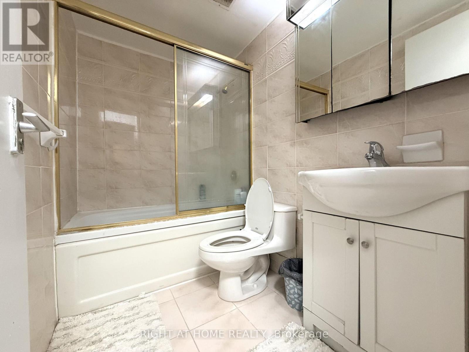 106 - 5 Massey Square, Toronto, Ontario  M4C 5L6 - Photo 4 - E13075264