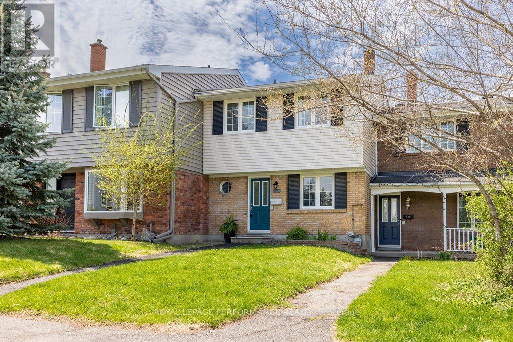 920 Walkley Road, Ottawa, Ontario  K1V 6R5 - Photo 2 - X12902486