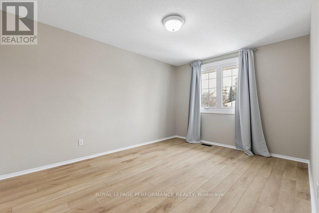 920 Walkley Road, Ottawa, Ontario  K1V 6R5 - Photo 25 - X12902486