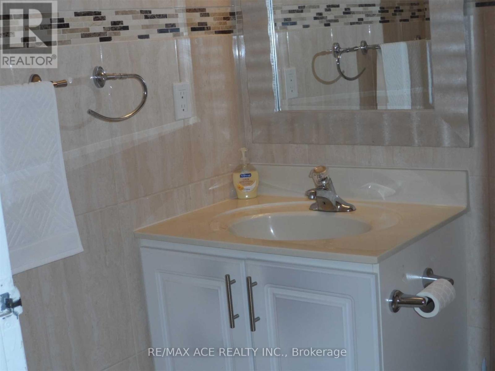 906 - 2130 Weston Road, Toronto, Ontario  M6N 3R9 - Photo 12 - W12934762