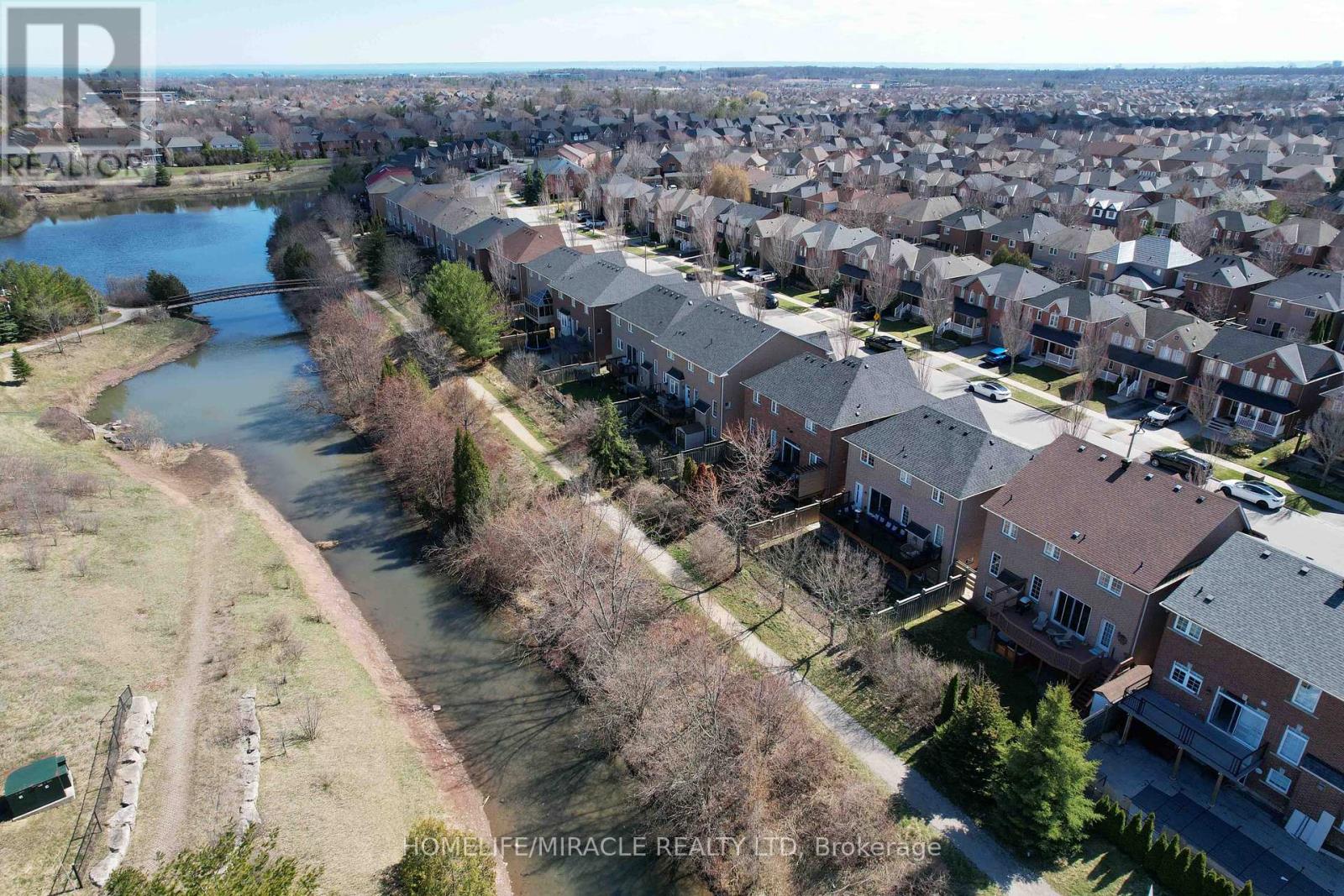 2343 Falling Green Drive, Oakville, Ontario  L6M 5A7 - Photo 44 - W12989480