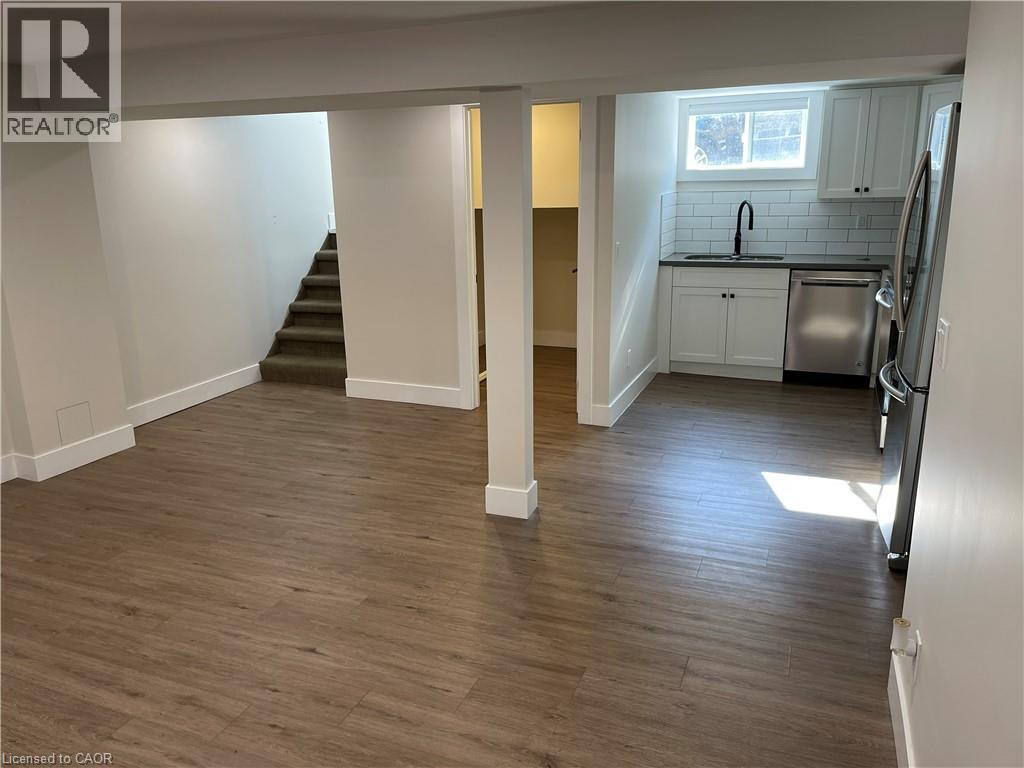 8 Alderney Avenue Unit# 2, Hamilton, Ontario  L9A 2A5 - Photo 2 - 40827509