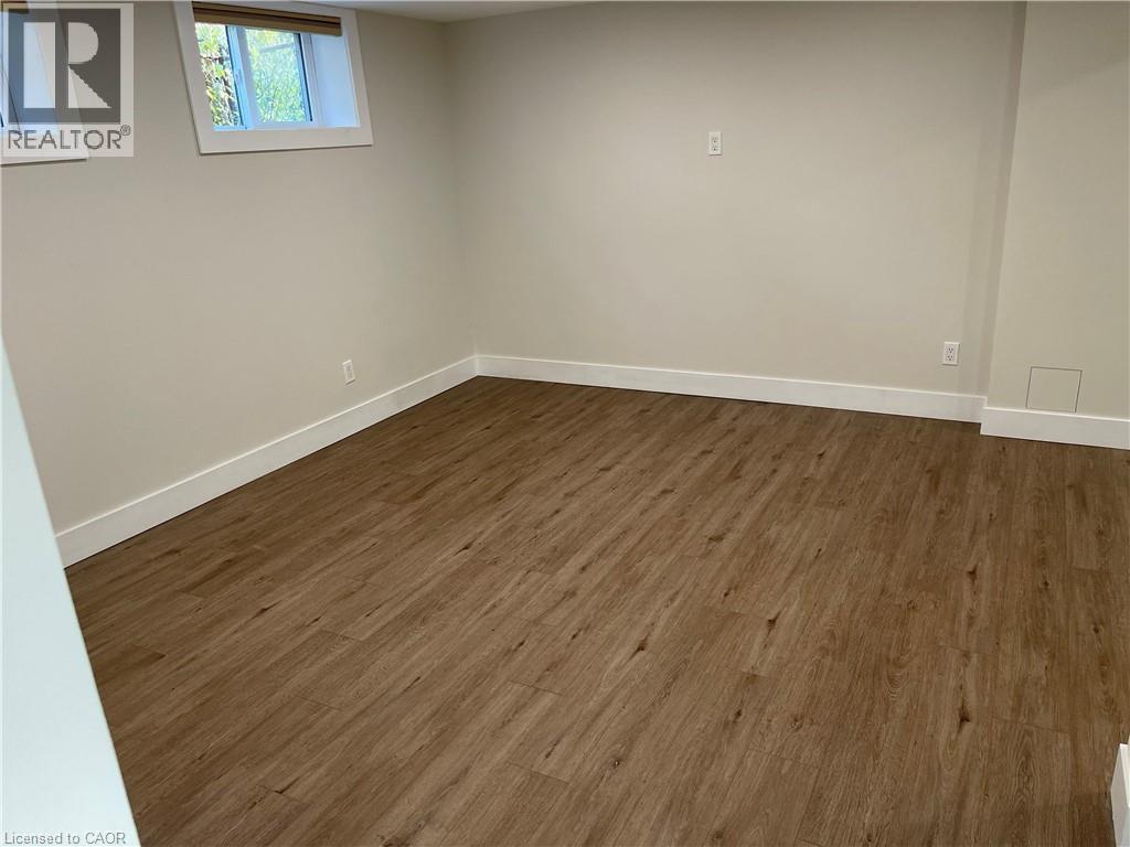 8 Alderney Avenue Unit# 2, Hamilton, Ontario  L9A 2A5 - Photo 6 - 40827509