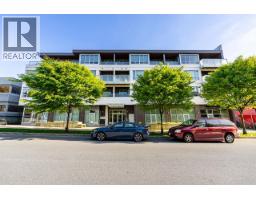 204 711 W 14TH STREET, North Vancouver, British Columbia