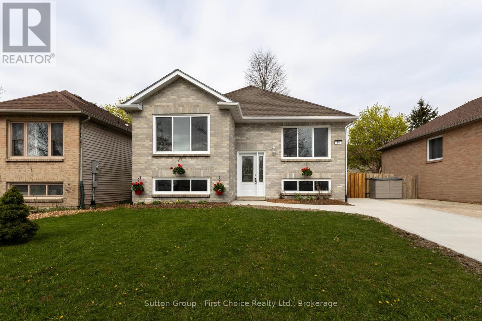 46 Morgan Street, Stratford, Ontario  N5A 7V1 - Photo 3 - X13089990