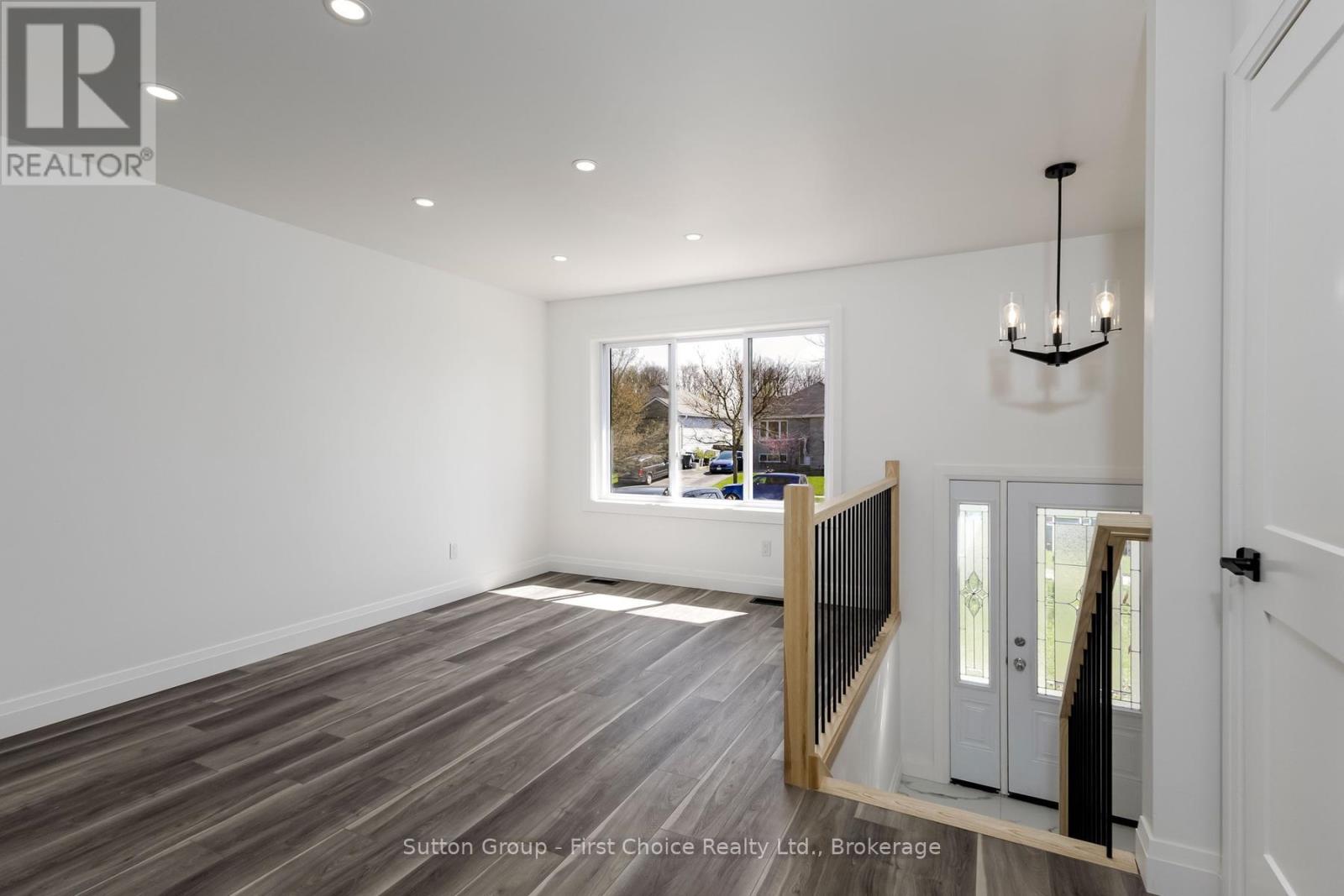 46 Morgan Street, Stratford, Ontario  N5A 7V1 - Photo 7 - X13089990
