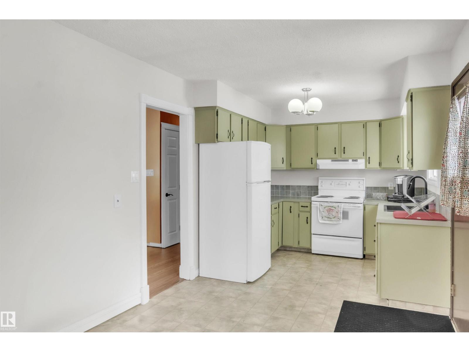 4514 41a St, Bonnyville Town, Alberta  T9N 1K3 - Photo 4 - E4354244