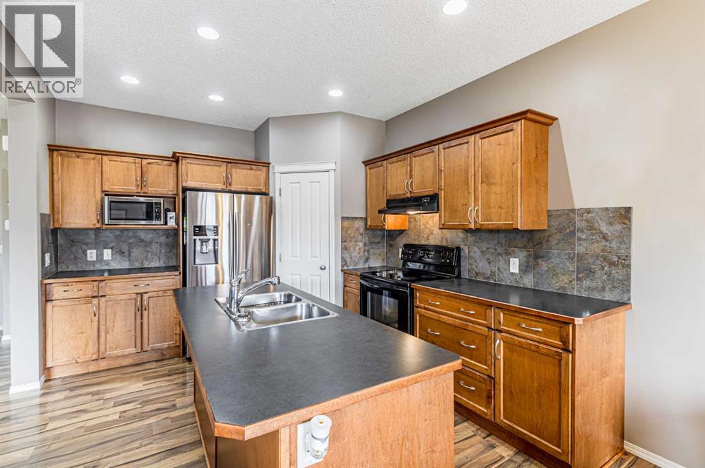 14 Elgin Meadows Way SE, Calgary, Alberta  T2Z 0B7 - Photo 12 - A2305912