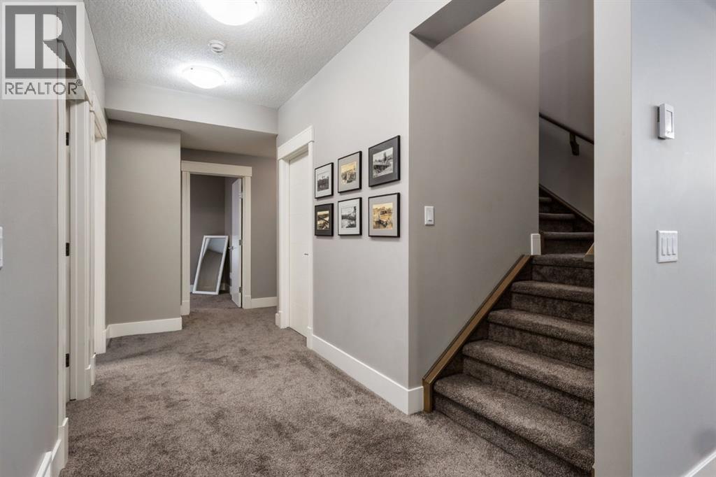 109 Kinniburgh Bay, Chestermere, Alberta  T1X 0M2 - Photo 32 - A2306867