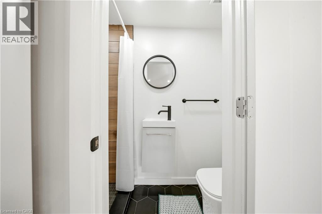 200 Madison Avenue S, Kitchener, Ontario  N2G 3M8 - Photo 37 - 40826727