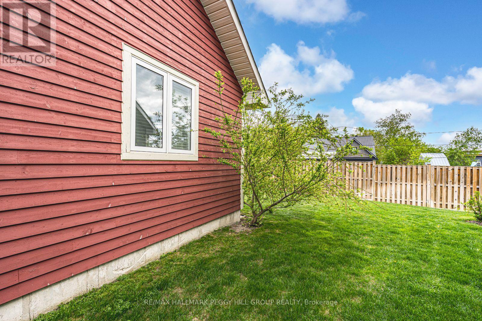 10 Grew Crescent, Penetanguishene, Ontario  L9M 0A4 - Photo 14 - S13083172