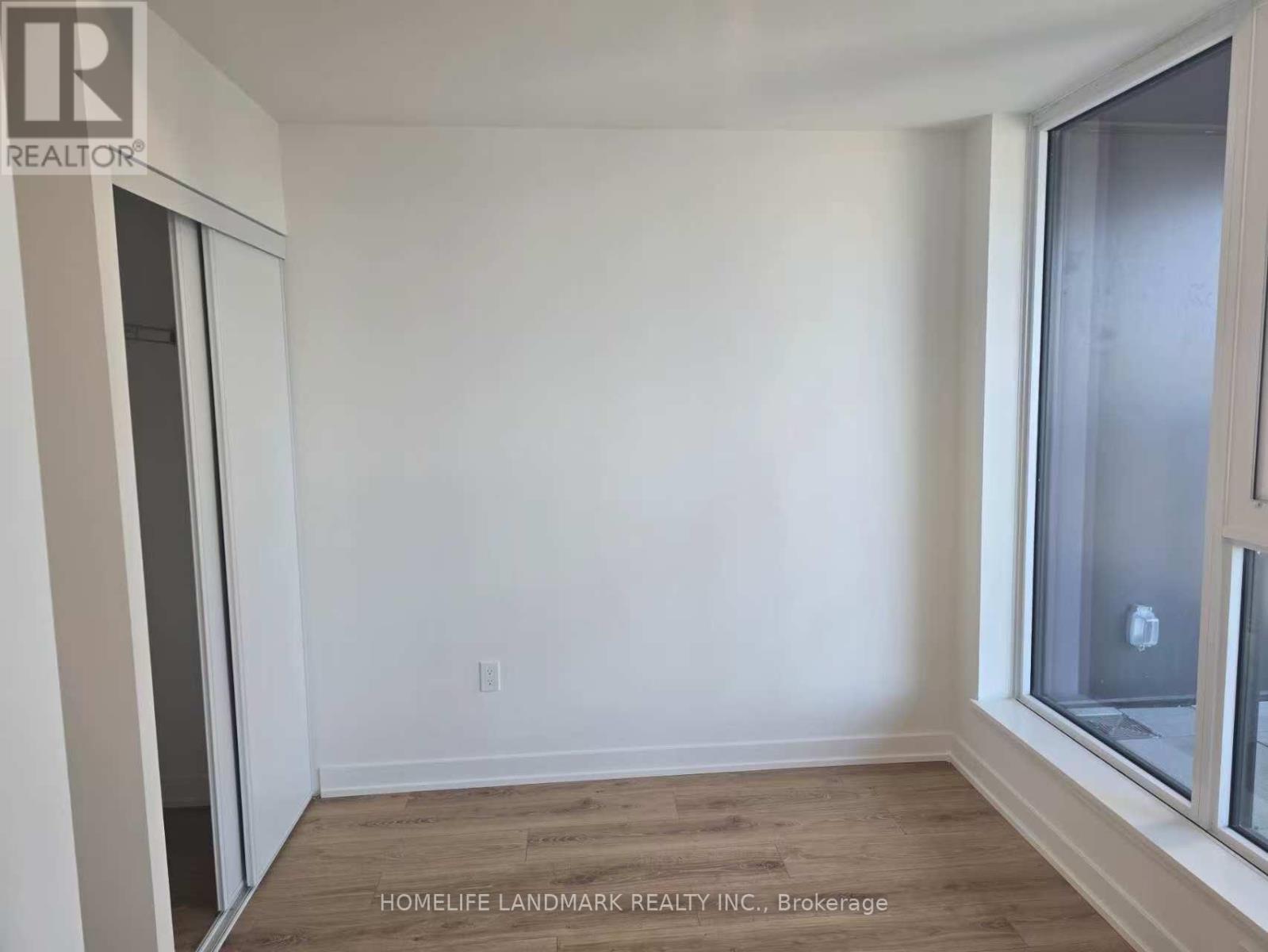 2202 - 5 Quarrington Lane, Toronto, Ontario  M3C 0S5 - Photo 2 - C13089994